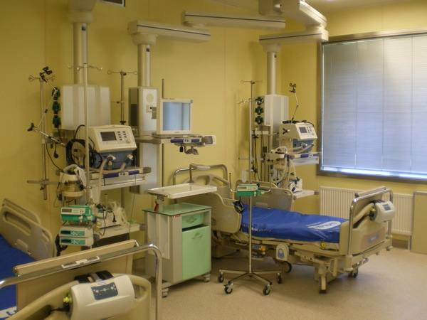 Реанимация новой онкологической больницы в Песочном